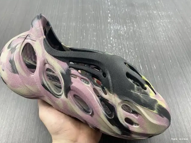 hype IG9562 Foam Adidas Yeezy MX Carbon RNR 0516
